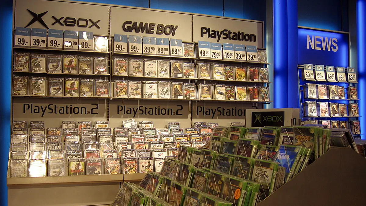 Free-to-Play, Premium, Subscription  What Each Business Model Wants From Your Evening - illustration